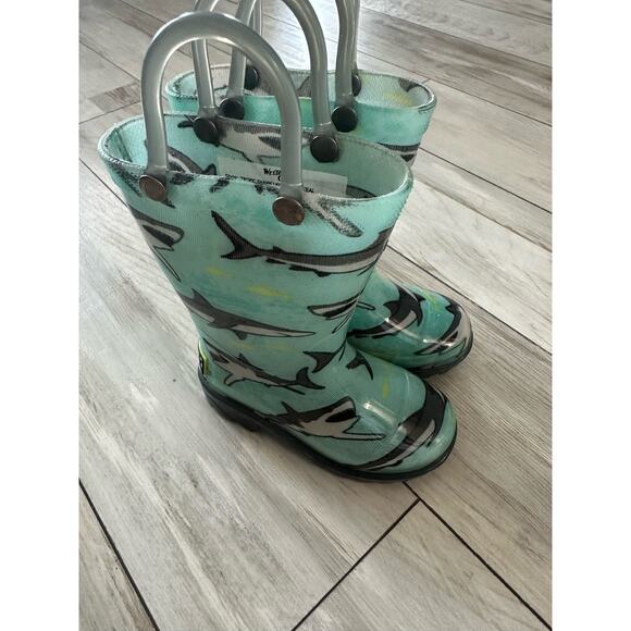 Western Chief Rain Boots Toddler 5 Tropic Teal Sharks Light Up Outdoors - Picture 2 of 8